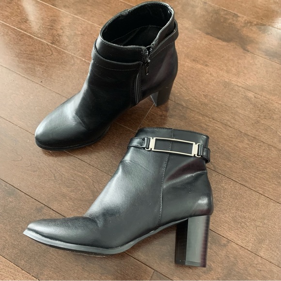 Black Ankle Booties - Picture 1 of 4